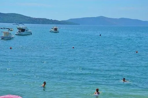 Apartment Knez Trogir 0*,  Hırvatistan